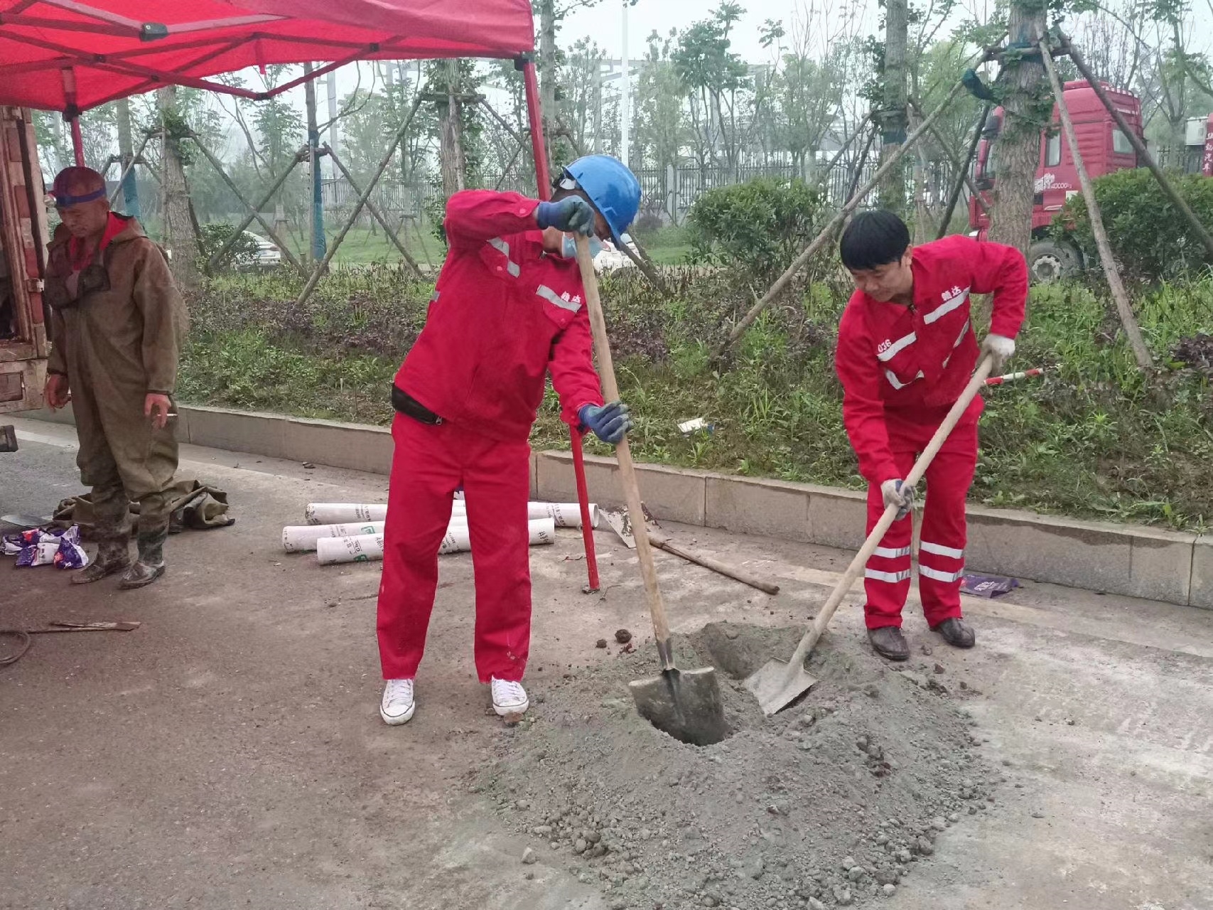 德惠管道疏通哪家好】及时进行市政管道清淤